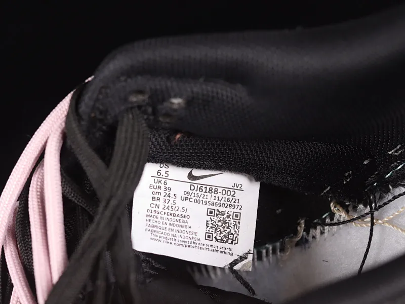 All categories Nk SB Dunk series Nk SB Dunk Low low-top sneakers Nk Dunk Low dip-dyed black customized version of deconstructed strap casual sneakers DJ6188-002